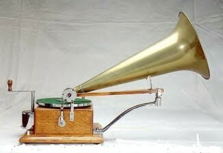 Berliner's 1896 Improved Gramophone